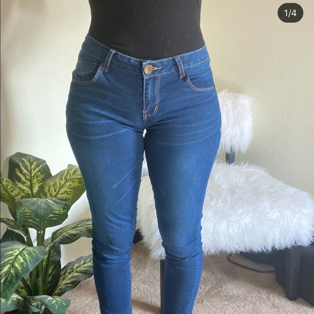 COPY - Simple Blue Jeans